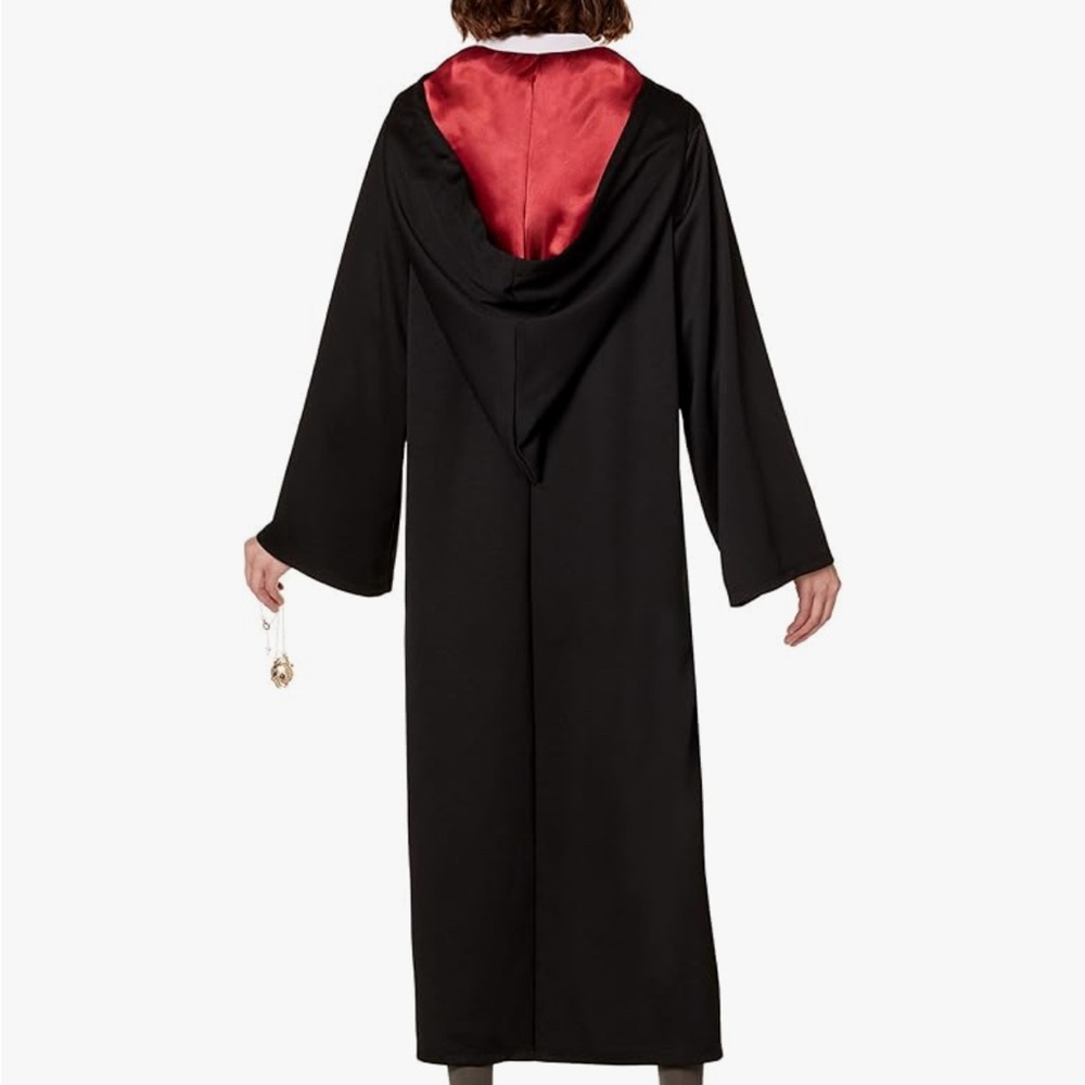 ✨ Gryffindor Robe✨ - Picture 2 of 3
